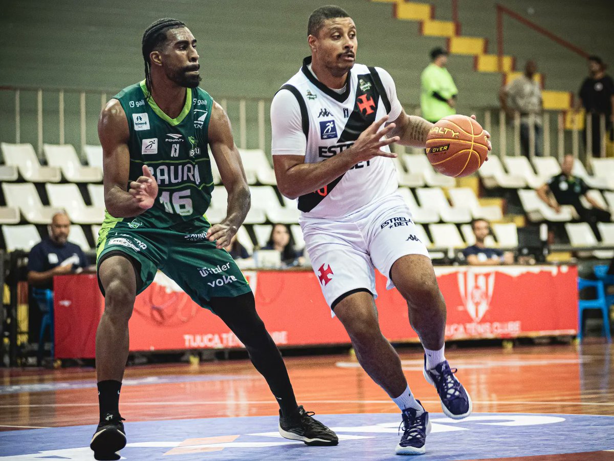 Fim de jogo: Vasco da Gama 95 x 87 Bauru Basket. Voltamos à quadra para o 5° e decisivo jogo na próxima terça-feira (14), novamente no Rio de Janeiro. O ganhador do confronto avança para as semifinais! 📸 Maurício Almeida/Vasco da Gama