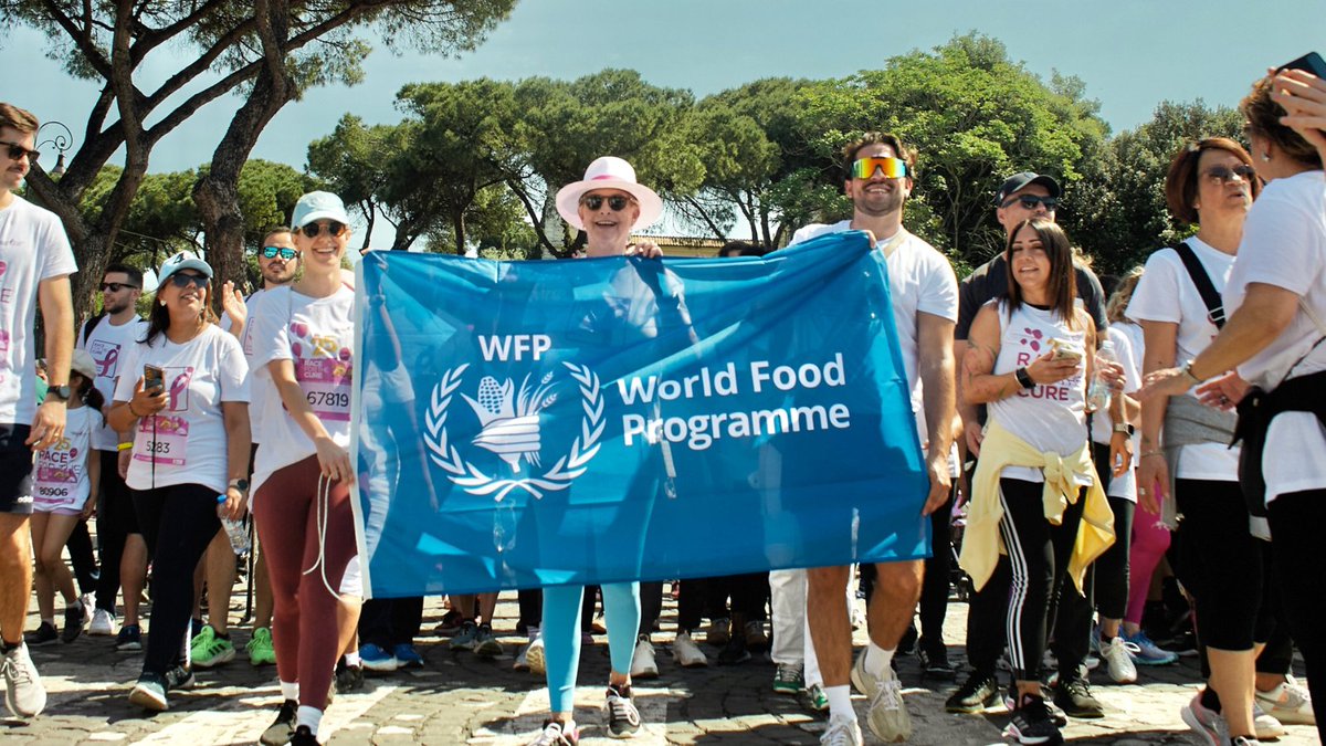 The @WFP team in Rome rallied for @komenitalia's Race for the Cure. Together, we walked and ran with a purpose: raising awareness for breast cancer & promoting a healthier future for all.