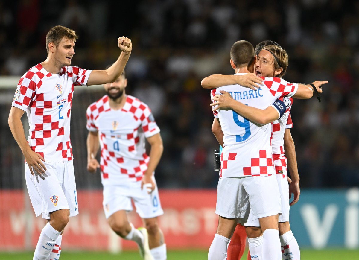 🅰️🅰️ Andrej Kramarić with 2⃣ assists as @tsghoffenheim wins 6:0 at Darmstadt
🅰️ Luka Ivanušec with an assist as @Feyenoord wins 3:2 at NEC Nijmegen

#Family #Vatreni❤️‍🔥