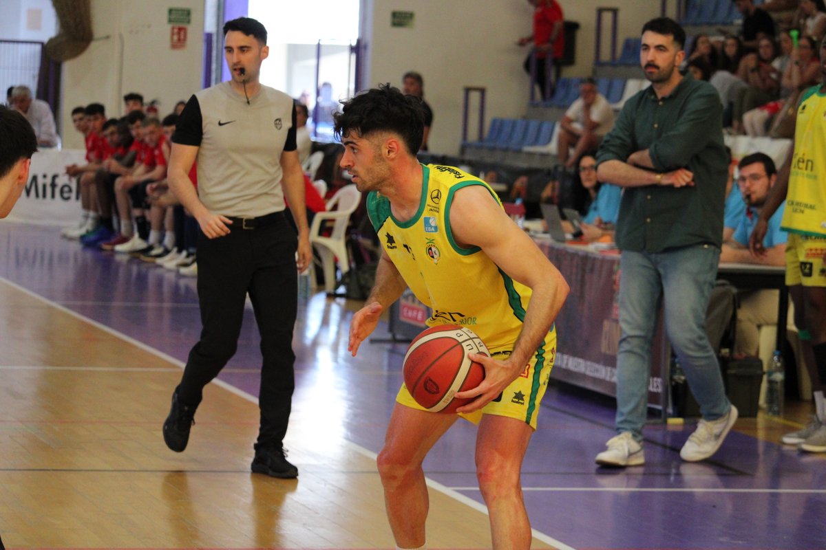 🏆 #FaseFinalLigaEBA:  Se cierra un torneo intenso en las sedes de Gandía y Lliria

▶ Disfruta de las mejores imágenes de la jornada 4 desde la Galería de <a href="/BaloncestoESP/">Baloncesto España</a>

📸 Galería fotos Flickr ⬇
flickr.com/photos/febgale…