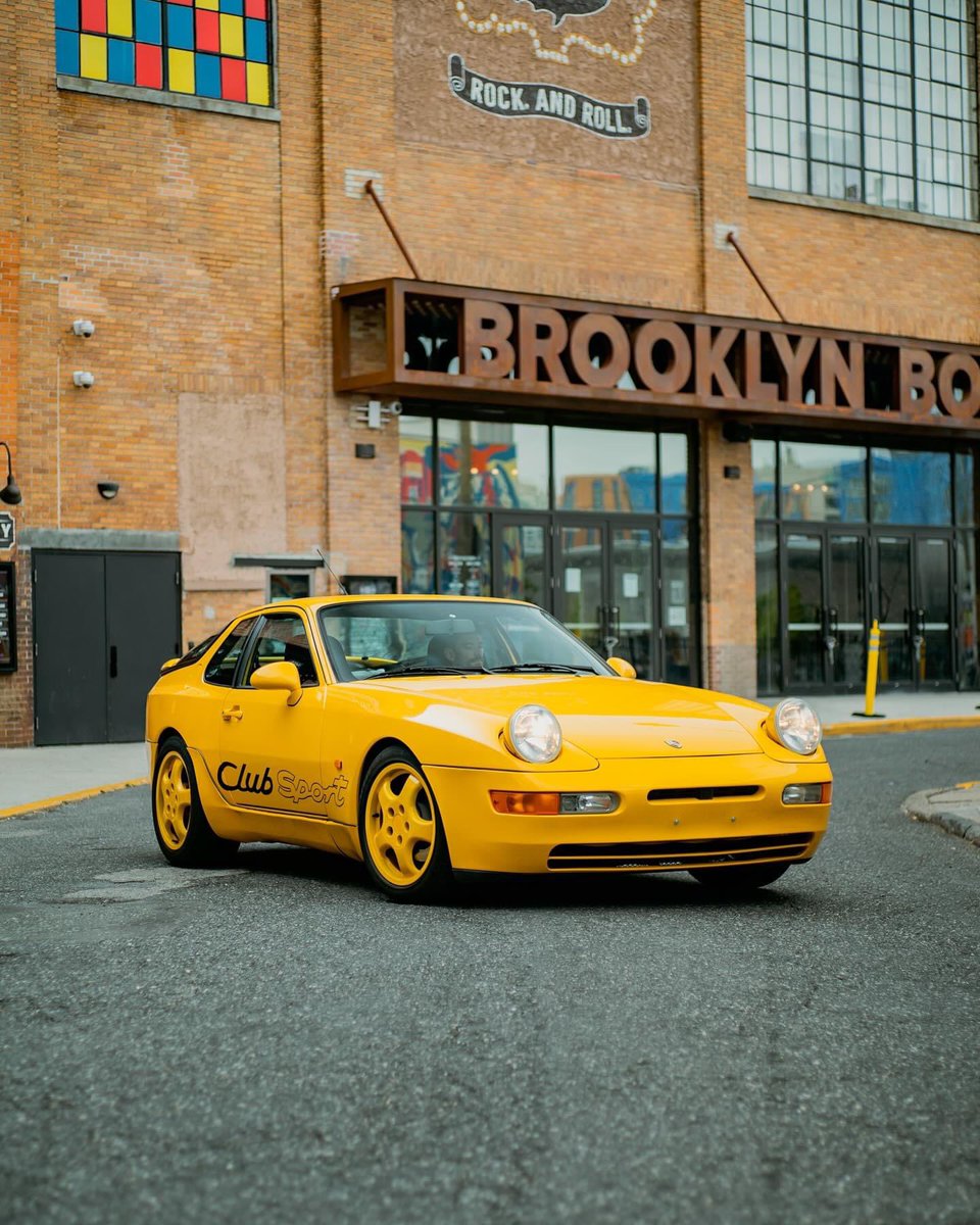 1 of 1232 produced Porsche 968 Club Sport worldwide – Showing Just 68,000 KM From New – Finished In „Speed Yellow“ with Matching Body Colored Hardback Sport Seats – Factory Equipped With A/C, LSD, Standard Bucket Seats, And No Sunroof.