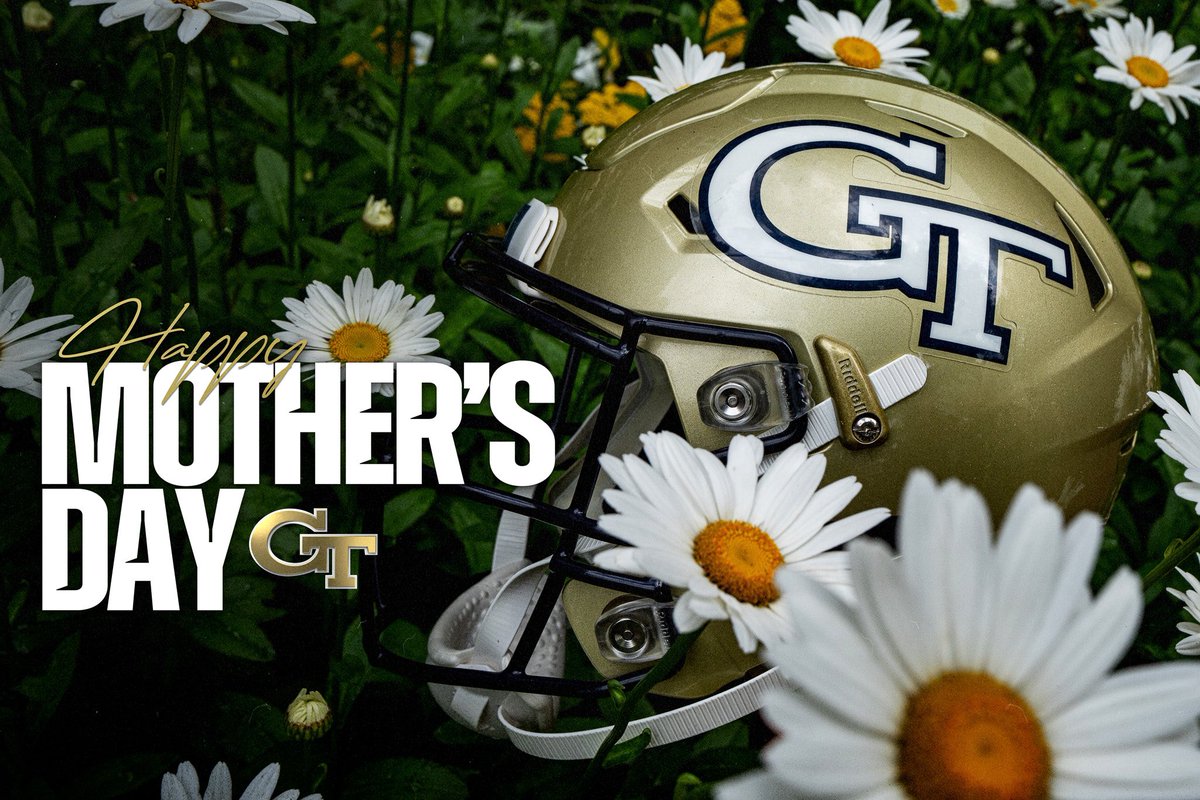 Recruits: Happy Mother’s Day to mom and your loved ones!! Hope they’re having a great day. EVERYTHING MATTERS 🐝