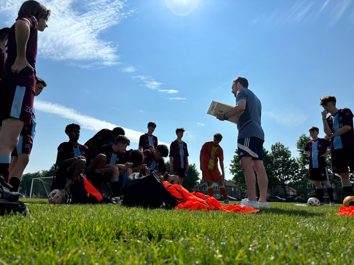 Last match day of coaching my @quarryrovers U15’s this season, it’s  been a VERY long season indeed!

What doesn’t kill us makes us stronger though 💪🏻 

If they want to continue next season I’ll be there for them and we’ll go again 👍🏻

#coaching #footballcoach #grassrootsfootball