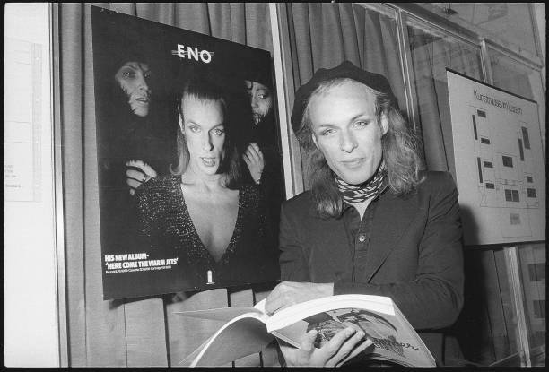 Brian Eno visiting an exhibition about transvestism, Luzern, 1974. Photos © Ullstein Bild