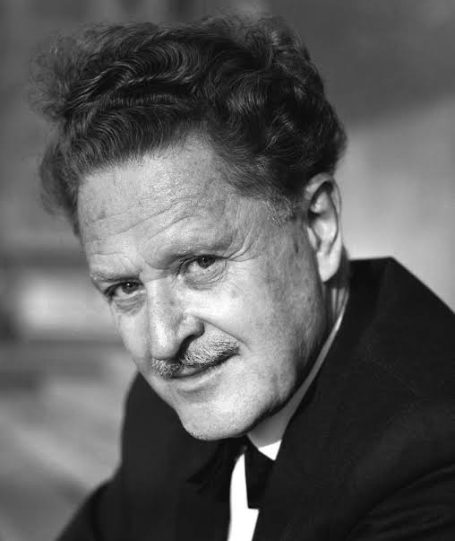 Ne ölümden korkmak ayıp,
Ne de düşünmek ölümü...