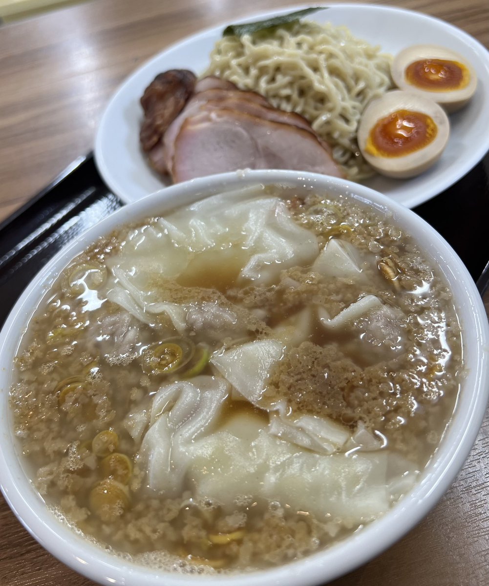 つくば　飯村製作所さん

特製つけ麺　麺少　酢抜き＋背脂

美味過ぎるのでヘビロテ

全てが最高〜🎵

ご馳走様でした☺️♪☆☆☆☆☆☆☆