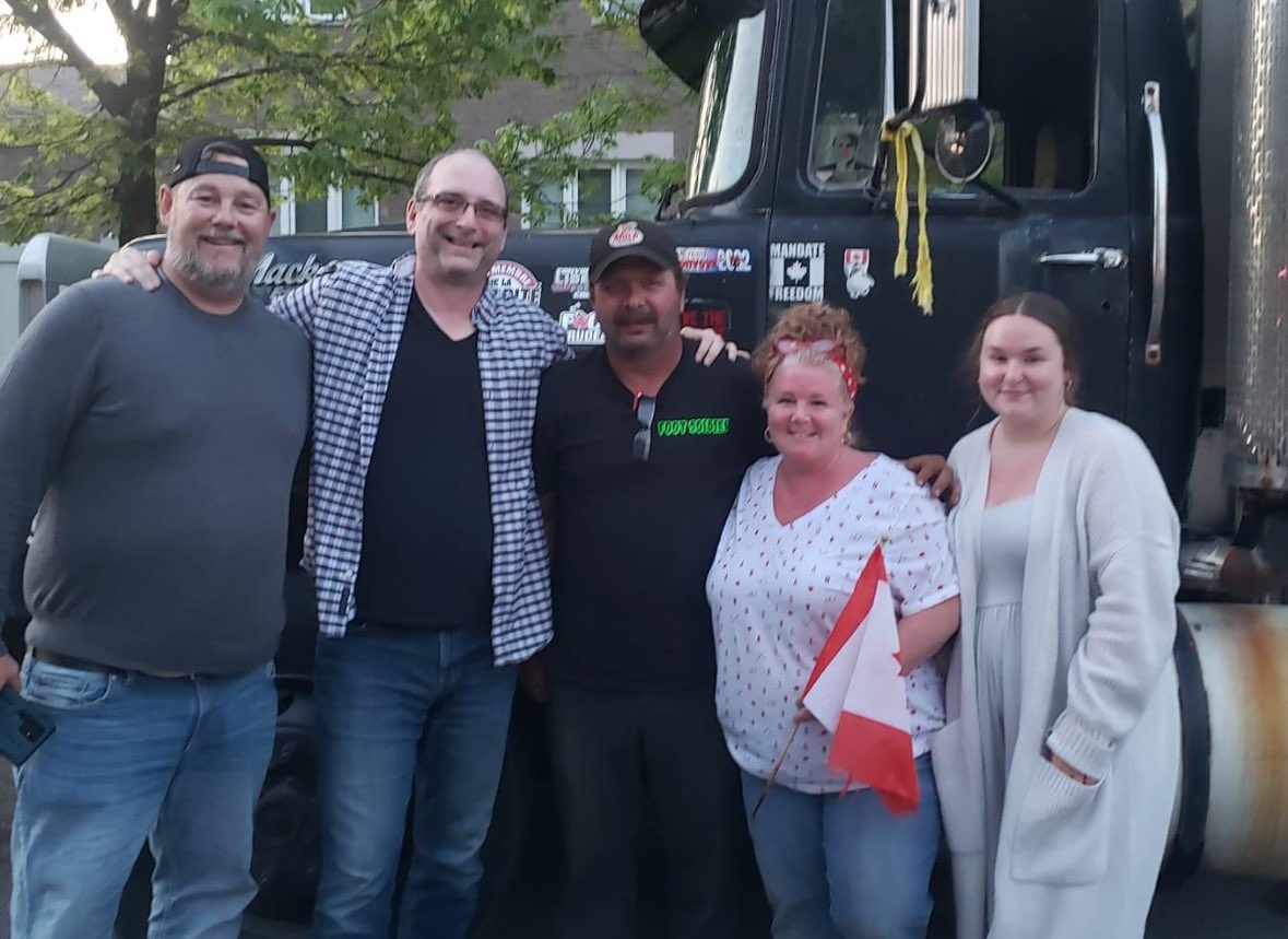 TheMelissaMckee's tweet photo. Can’t stop~Won’t stop🇨🇦
#Freedom
#BlackMack
#Icon
@JasonLavigneMP @The_RealPatKing @daxmckee @guymeister https://t.co/ntinIalFcw