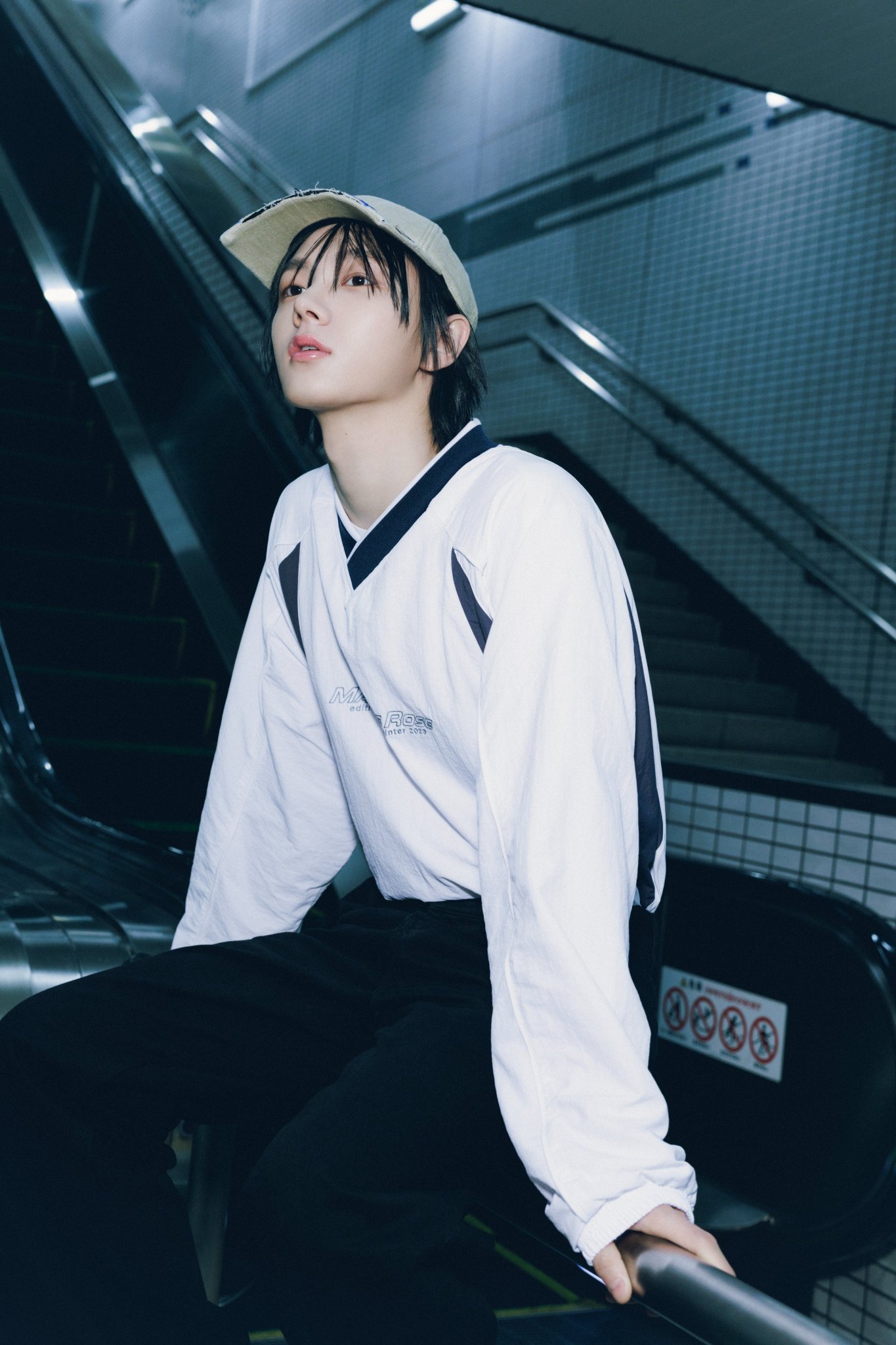BOYNEXTDOOR KCON2025 白黒イハンポラロイド風レアイラスト BOYNEXTDOOR KCON2025 白黒イハンポラロイド風レアイラスト