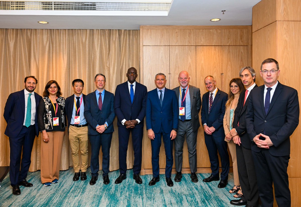 Kenya can become a world leader in the advanced biofuel value chain. @IFC_org's new investment in @Eni alongside @GruppoCDP will lay the groundwork for this, help decarbonize the transport sector & support up to 200,000 smallholder #farmers. More: wrld.bg/RMSL50RJyJV
