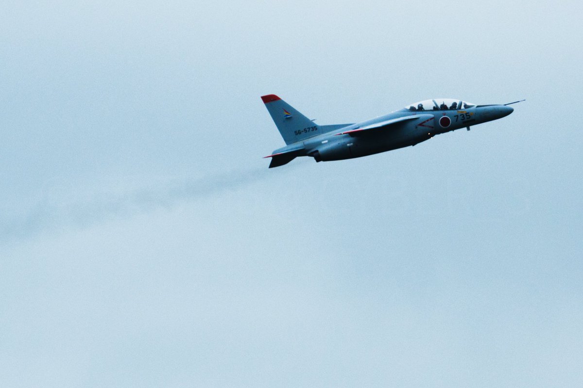 あいにくの曇天ですがお見送り！

56-5735 航空自衛隊　入間　T-4

#横田基地 #RJTY #yokotaAB