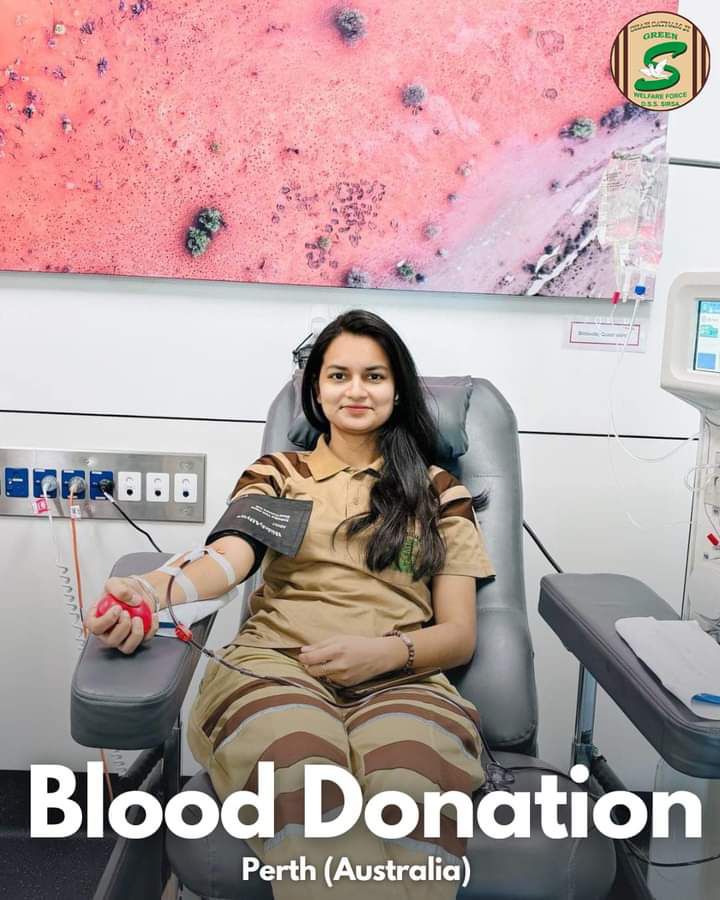 In today's selfish era, no one helps anyone even for money. Following the inspiration of Saint Ram Rahim Ji, the followers of Dera Sacha Sauda save the lives of millions of people by selflessly blood donation. #BeALifeSaver