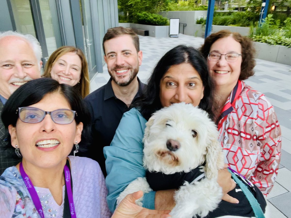 NeeraGuptaMD's tweet photo. ❤️#Niko❤️ loved meeting new friends at the @NASPGHAN reception‼️ @ZLMR10 @BenjamminGold @mel_g_gi @ericbenchimol #MarshaKay @MargaretStall12 @AmerGastroAssn @DDWMeeting @ChildrensNatl #HeartDog #SoulDog #WashingtonDC #DDW2024 😊 https://t.co/1YZLxXwPJ3