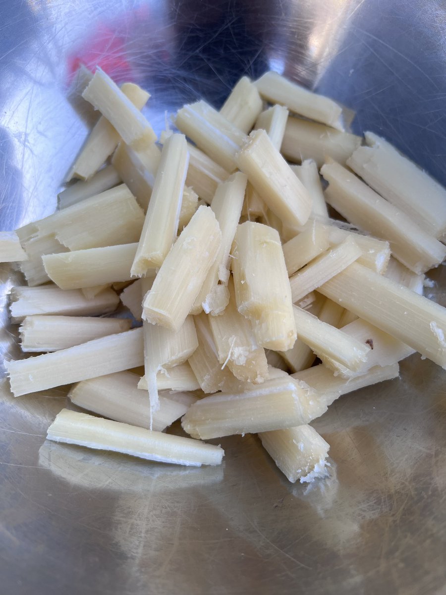 Action 💬 tweet media