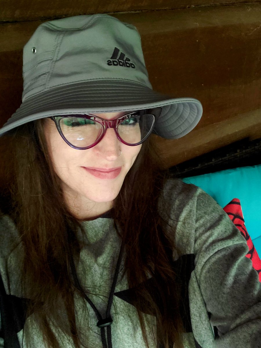 KittyMeowMwww's tweet photo. Streaming starts at 10pm! Hitting 31 weeks today 🤰 and need some Halo therapy... There will be teabaggin' 💥☠️ https://t.co/8rhaPnA3nL #TwitchStreamer #KickStreamer #HaloInfinite https://t.co/TssB3MsgYF