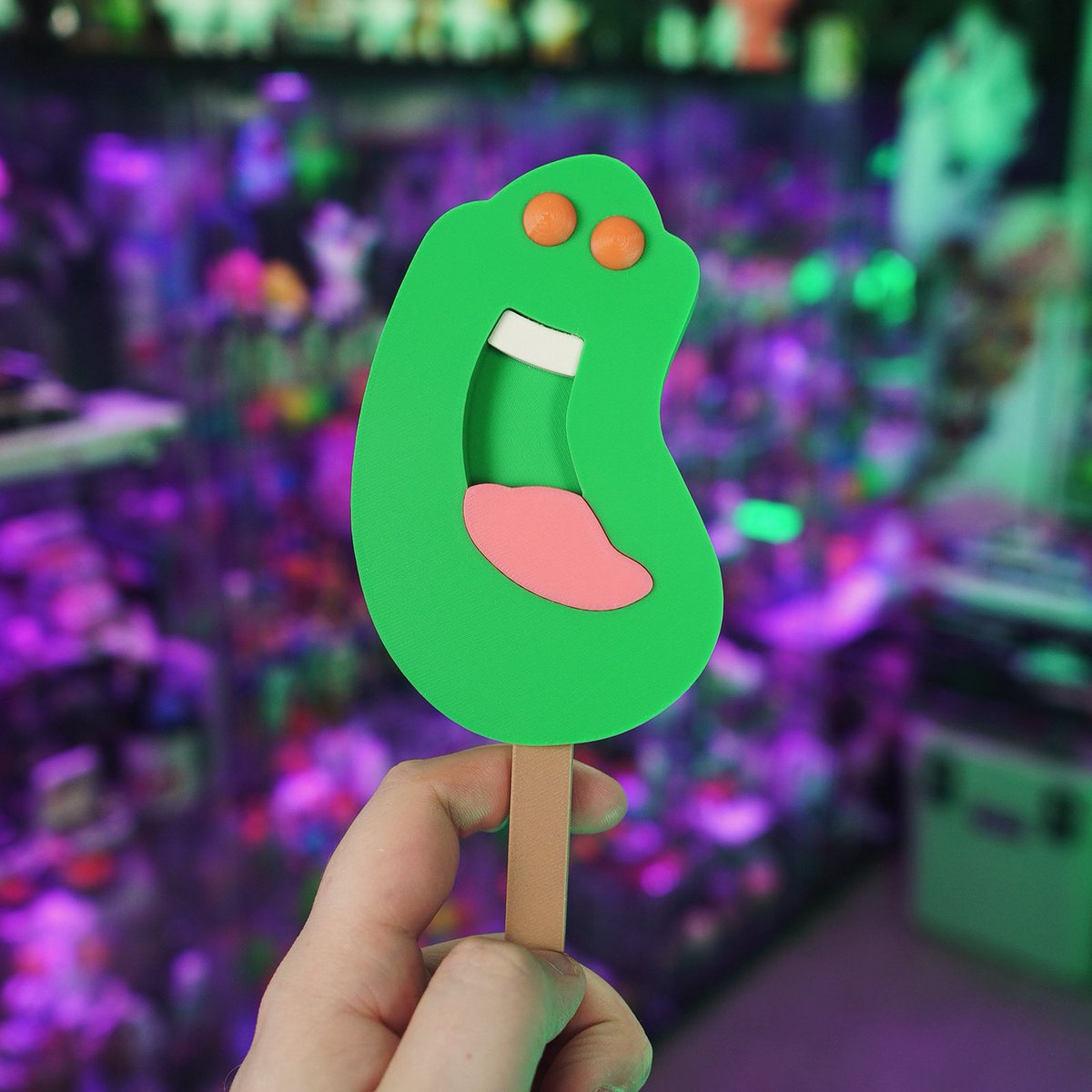 Who remembers Real Ghostbusters Ice Pops? 👻 

Not nearly as tasty, but much more collector friendly, check out this 3D printed recreation made using files from Ghostbusters fan and artist <a href="/Borzinis/">Borzini</a>.