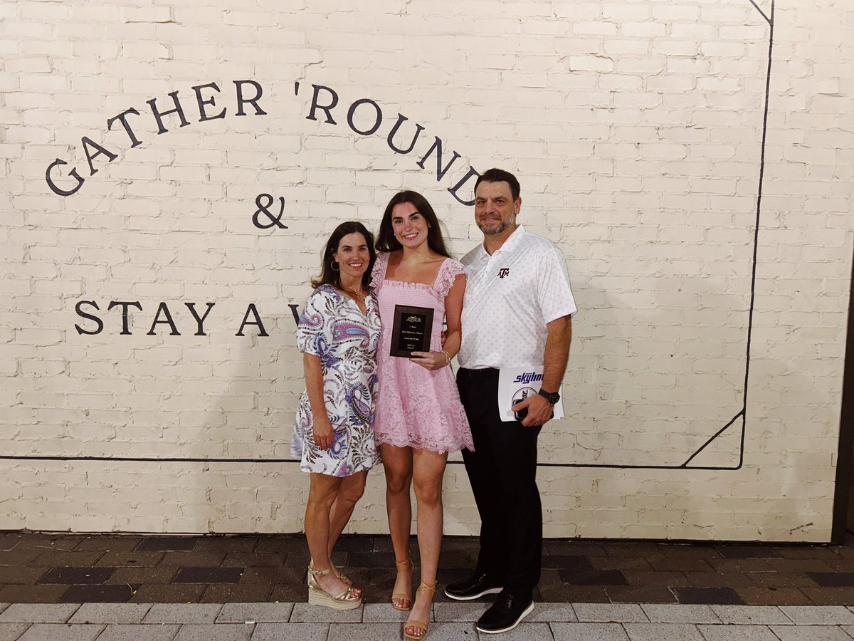 So excited to be named Offensive Player of the Year for the third year in a row!! Love this sport and the people I do it with! <a href="/HoustonSkyline/">Houston Skyline</a>