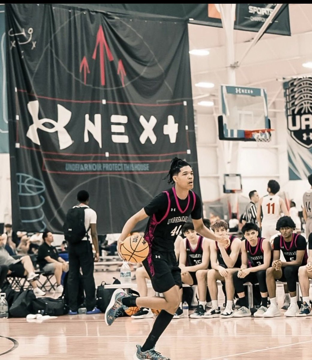 2025 @jyson_kim of @ub_austin is playing on the @RiseCircuit . He is the perfect “connector” for any team he plays on. He shows his versatility on offense and defense, extremely smart kid on and off the floor, has high upside for the next level. His best basketball is ahead.