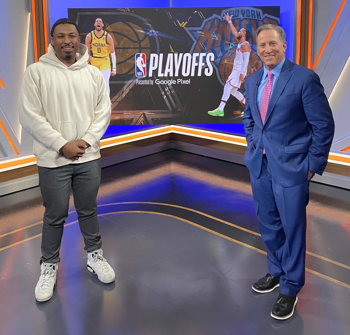 Tonight on @SportsFinal4NY - we wrap up the @nyknicks season with @Krisplashed of @NYDNSports ! What happened today? What’s the future for Thibs? Where does this team go from here? Join us at Midnight on @NBCNewYork .