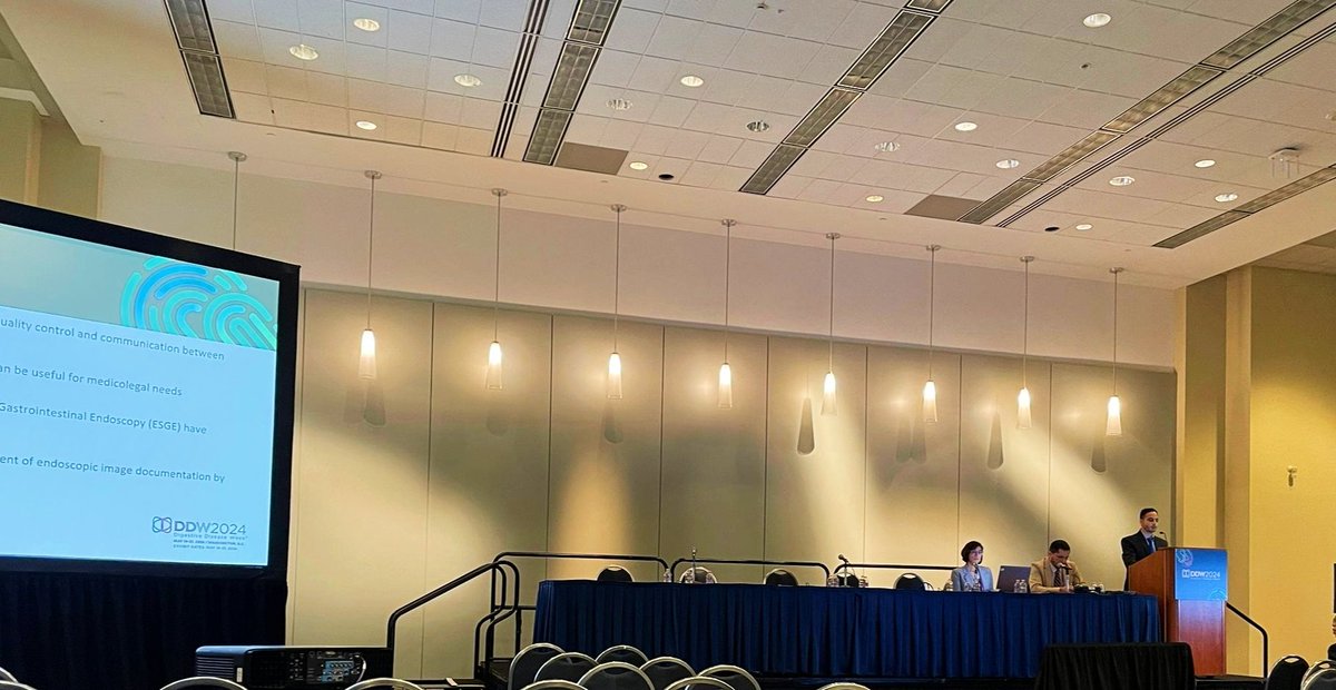 Thrilled to have delivered my first oral presentation at the prestigious @DDWMeeting. I'm honored by this opportunity to share our research. Grateful to Dr. Rashid and Dr. @HassaanZiaMD for their unwavering support.