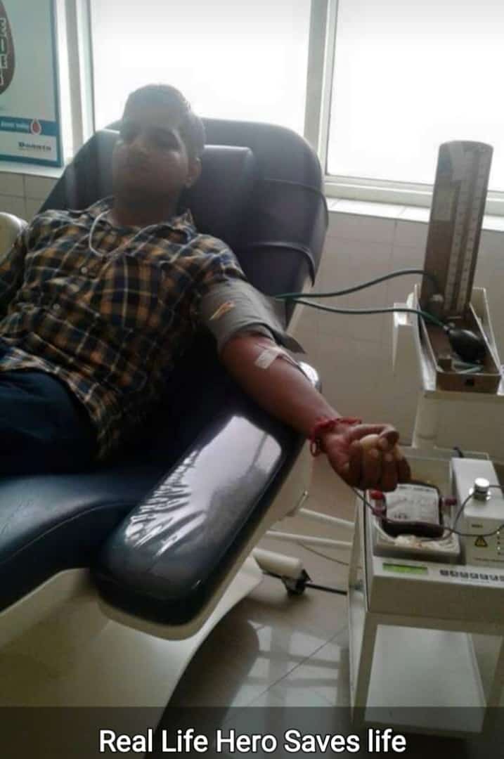 Surende55011956's tweet photo. Ram Rahim
Blood donors
#BeASaverLife
Hmri khun ki ek bund kisi ki jaan bacha sakti h hme 3 month m ek baar blood donors Krna chiye ye bhut nek kaam h kisi ghayal ki jaan bachana #DeraSachaSauda ke seva daar har khushi ke mouke pe blood donate krte h https://t.co/3mMstFv0Hr