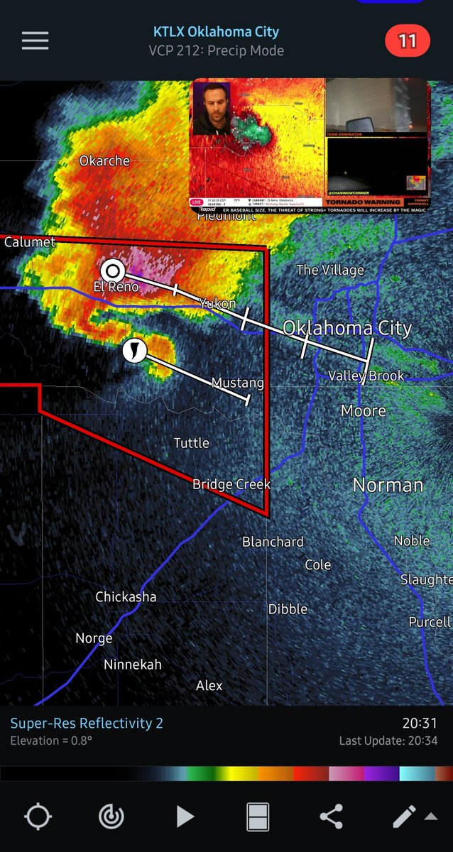 I'm VERY concerned about Oklahoma right now as a very large tornado 🌪️ is on the ground & should it continue it's track will hit the south part of the OKC Metro area. If you have friends, text/call them immediately. Reed Timmer live stream chase 👇🏻 youtube.com/live/wB7GtLlQE…