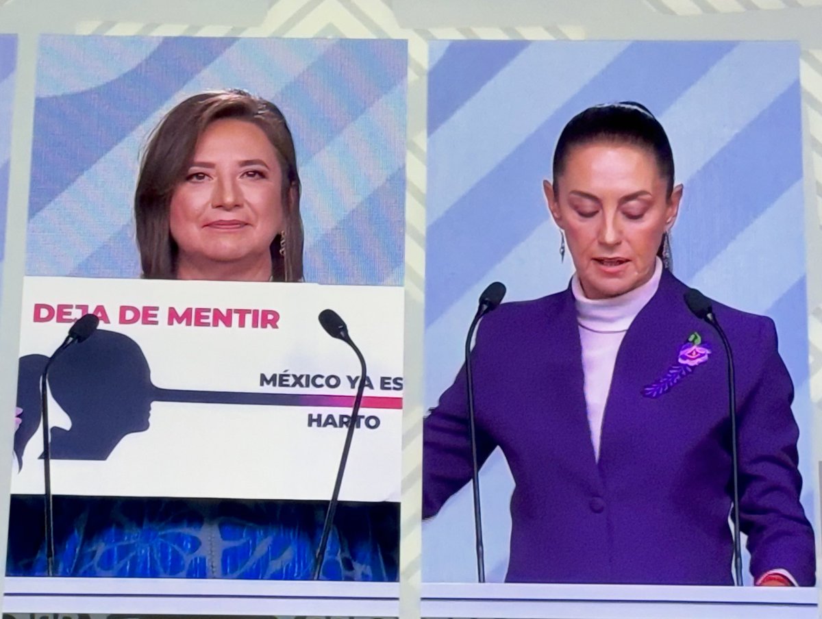 Ahhhh perrooooo jajajajajajaja se desdoblaba el letrero jajajajajajajjajajaja