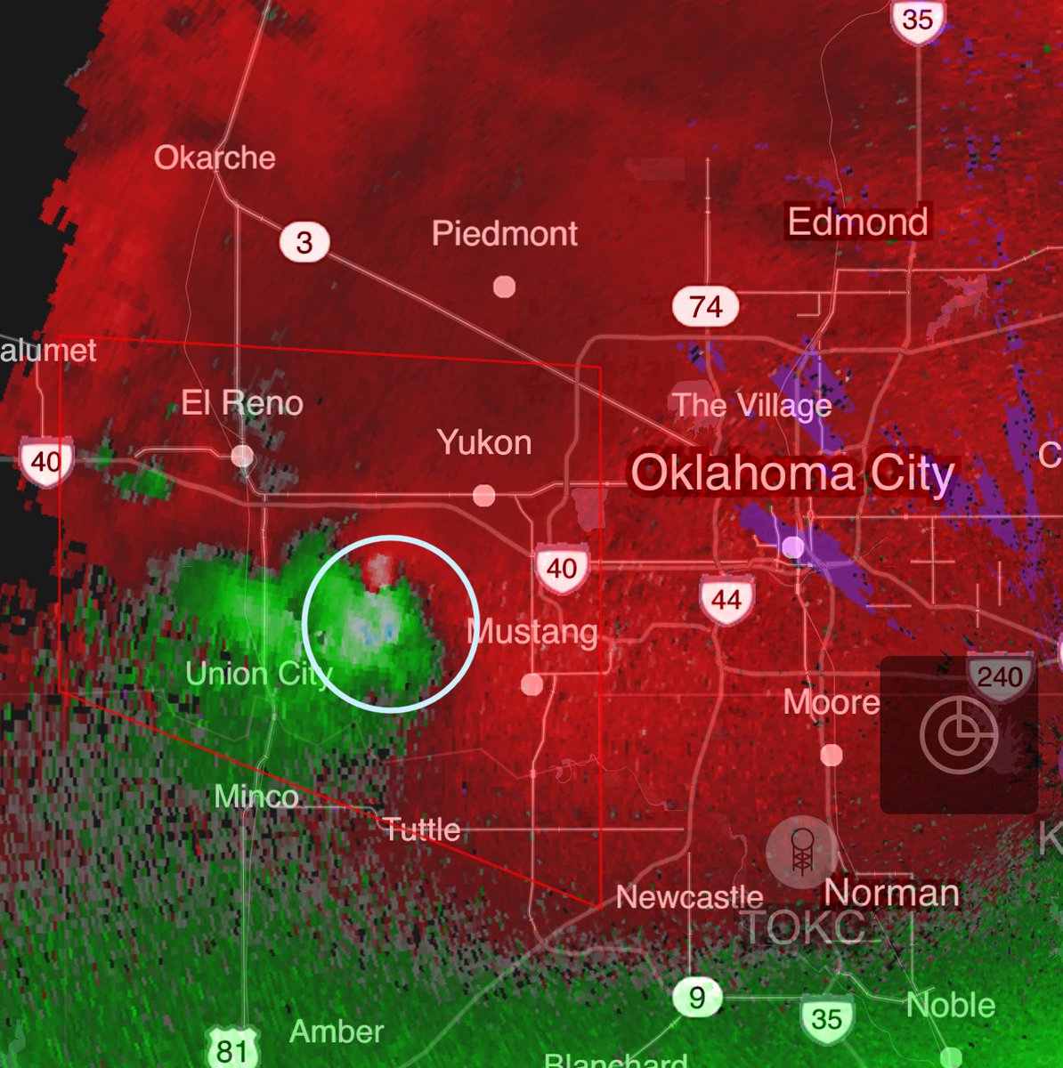 NEW: Confirmed #tornado entering the west side of the greater OKC metro! Circulation could pass anywhere from near Yukon to Mustang, and is exhibiting tendencies for deviant motion. Seek shelter NOW.