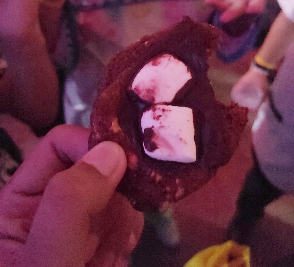 b0mbit's tweet photo. it was nice seeing you again last saturday @teddythepinoyb1, it was my pleasure to be one of the first biters of your sweet treat ✨ 

looking forward to having them in stock as my new fave comfort food 👀 https://t.co/16gJiDWlIq