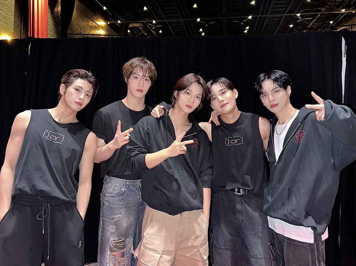 CIX_Official's tweet photo. CIX is back in Atlanta after 2 years! 
It was nice to meet FIX again in Atlanta with full of love❤️‍🔥 We'll come back to Atlanta again soon. Please wait until we reunite with FIX!

#CIX #씨아이엑스 #BX #승훈 #배진영 #용희 #현석 #CIX3rdCONCERT #0_or_1 #0_or_1_inNORTHAMERICA #0_or_1_ATLANTA
#CIXinATLANTA