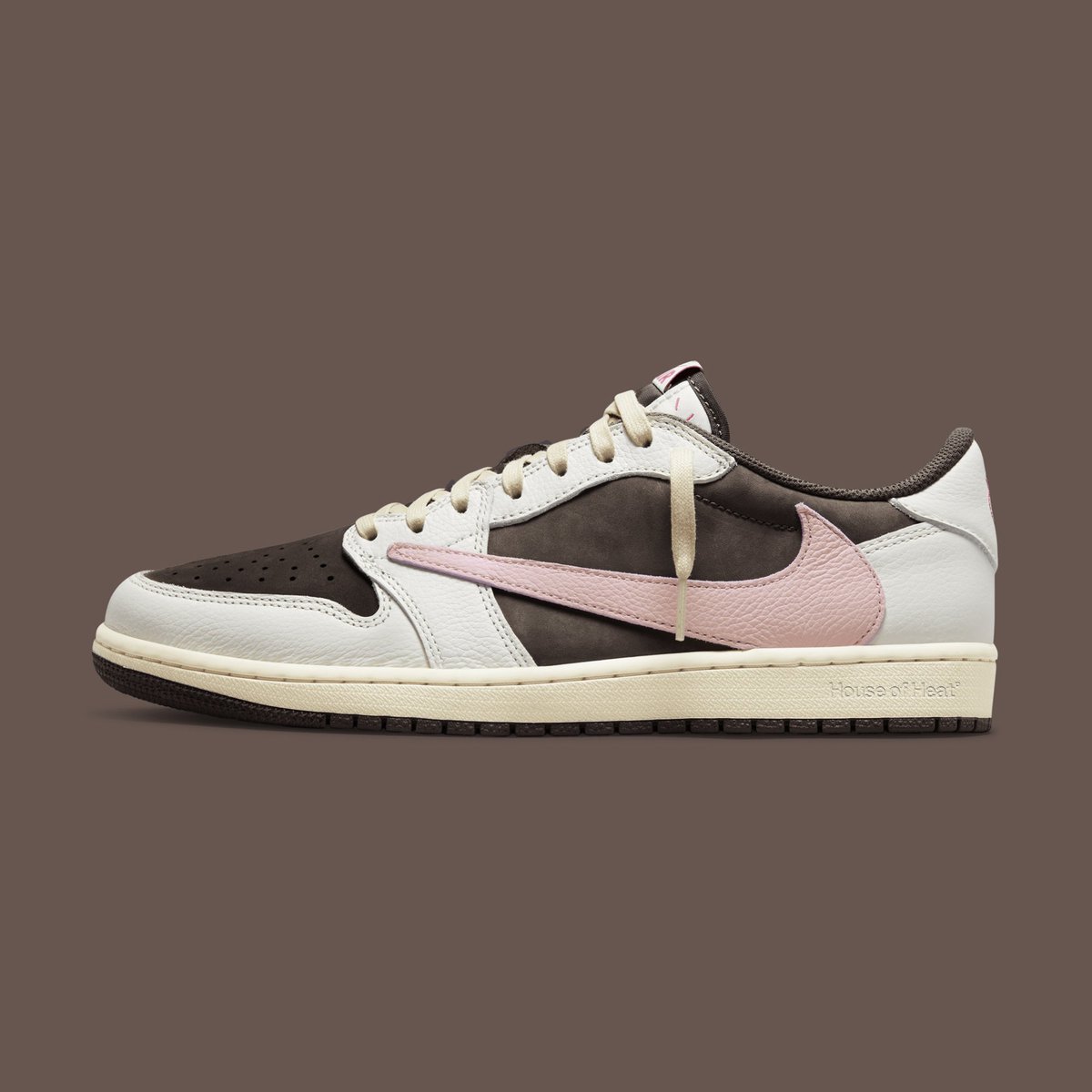 2025年 2月 発売予定】 TRAVIS SCOTT × NIKE WMNS AIR JORDAN 1 LOW OG