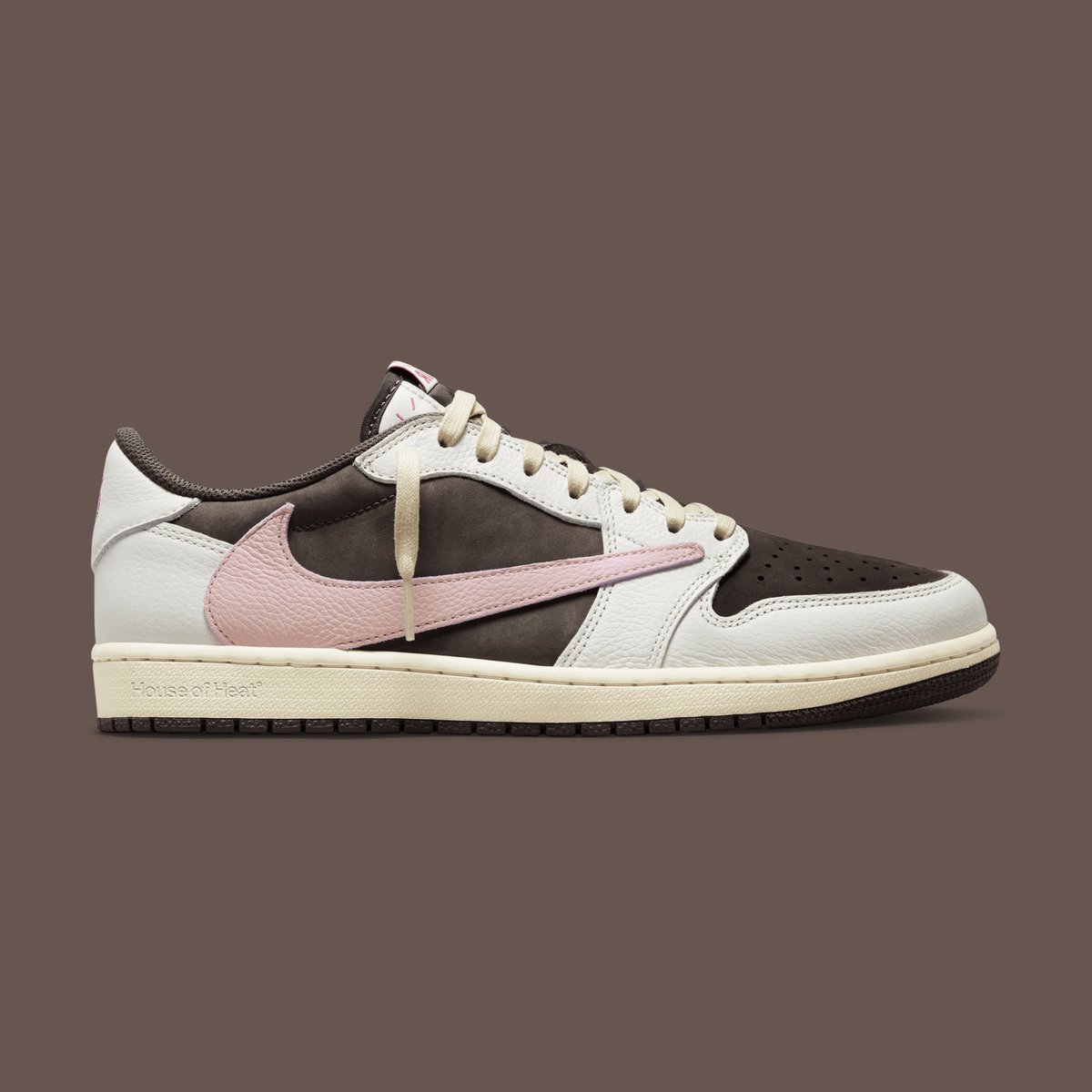 2025年 2月 発売予定】 TRAVIS SCOTT × NIKE WMNS AIR JORDAN 1 LOW OG