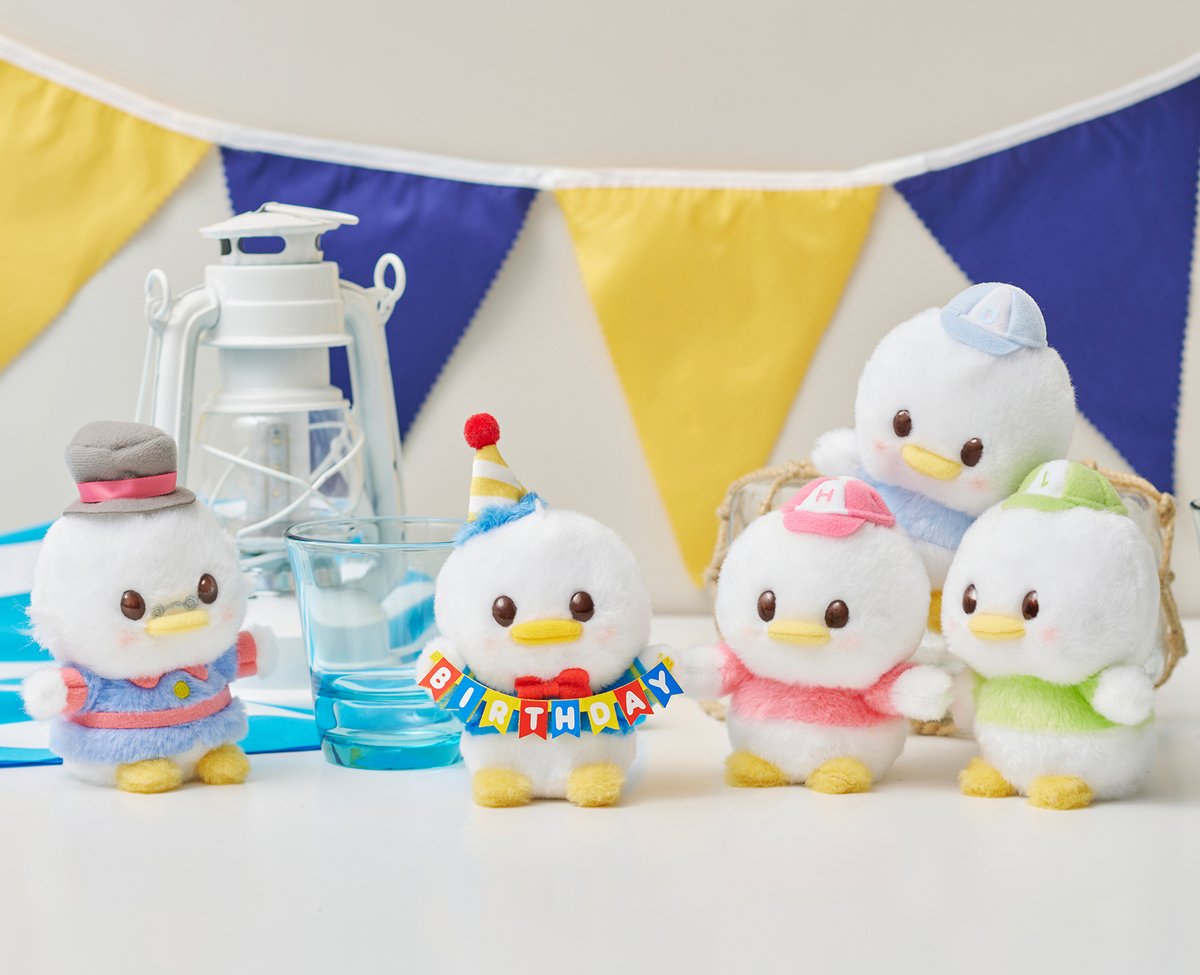 💙💛💙 今年の6月9日は #ドナルドダック スクリーンデビュー90周年