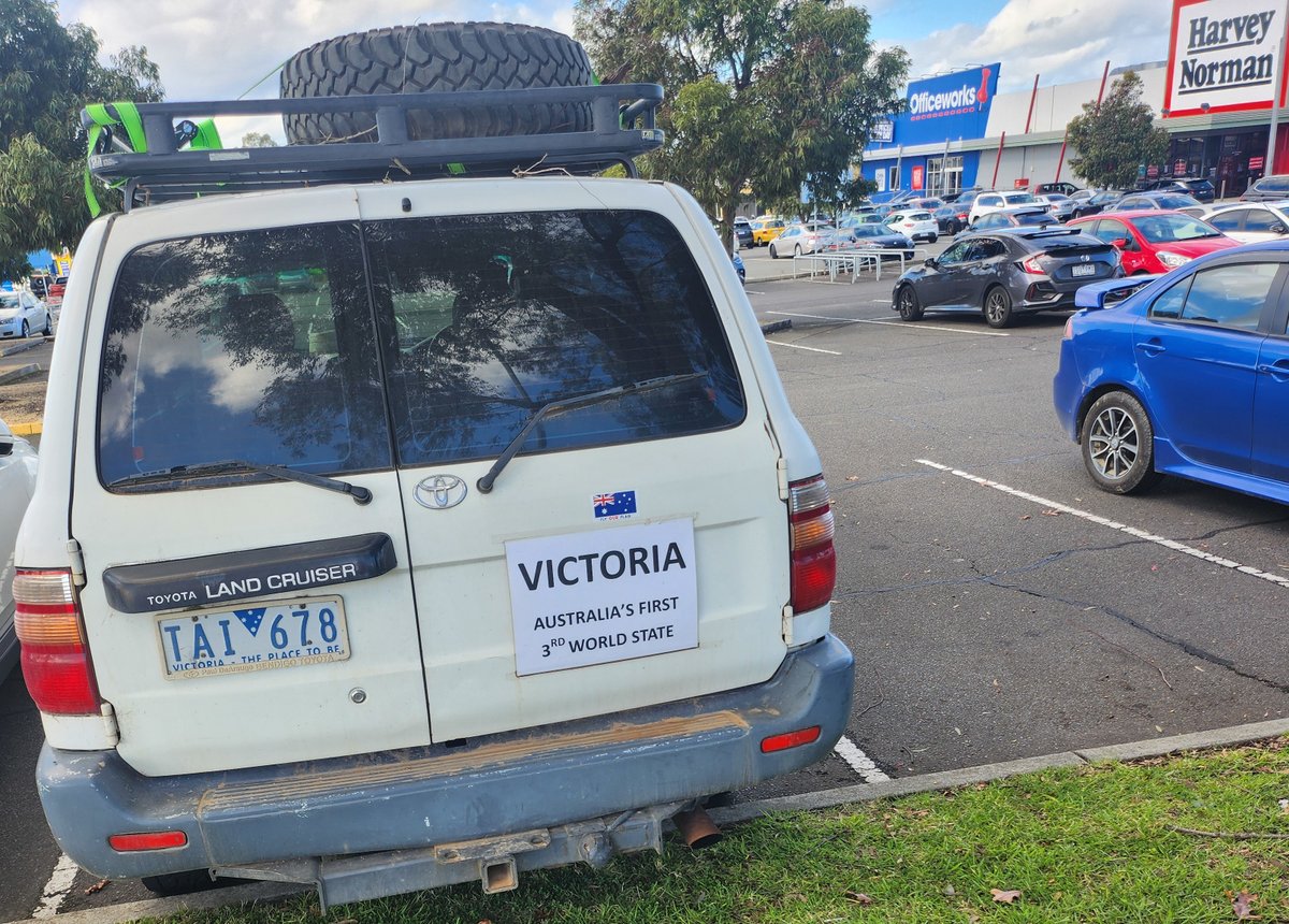 'VICTORIA - Australia's first 3rd world state'. Nailed it! We can thank #DictatorDan and #BendigoBarbie for destroying our once great state. (spotted during my lunch break earlier today). #springst #auspol