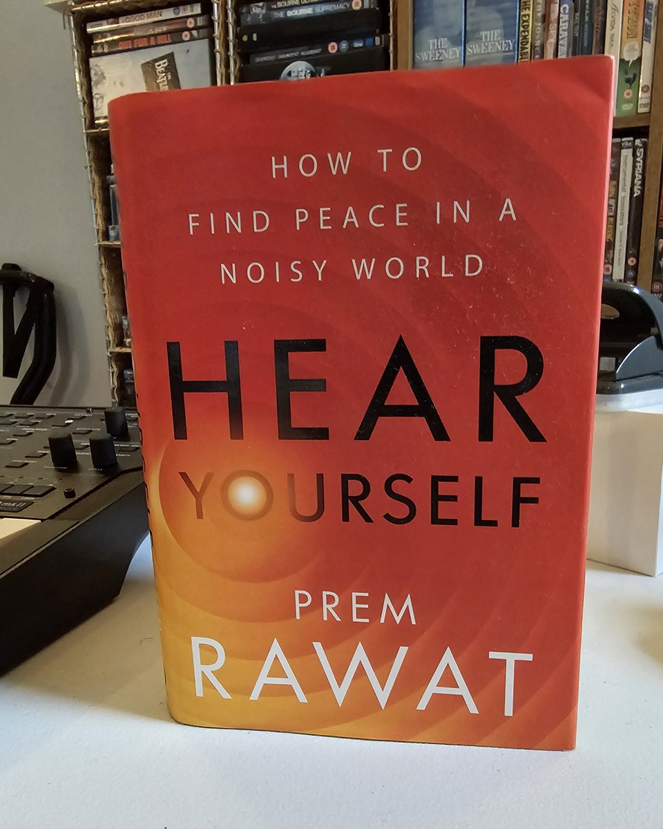 Prem Rawat - Hear Yourself, available now. 

#PremRawat #peaceispossible #peaceiswithinyou #HearYourselfBook
#Hearyourself 
#clarity #TPRF #ThePremRawatFoundation #hope #humanity #Wisdom #Feelgood #life 
#inspired #knowledge #RajVidyaKender #AnjanTv #rvk