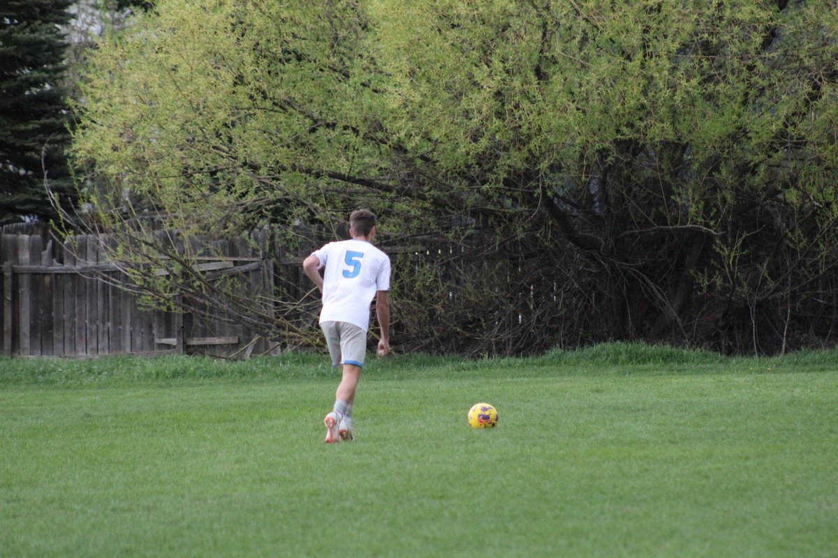 My last club game 🥲  thank you to my coaches at <a href="/RushSoccer/">Rush Soccer</a> and my teammates for the past few szns. What a way to end it going 8-1, earning promotion and placing first in the league.
Super Excited for My Senior szn to start!!
<a href="/fountain_preps/">Fountain Valley Preps</a> <a href="/ffcstrength/">Trojan Strength and Conditioning</a> @SoccerMomInt <a href="/TopPreps/">TOP PREPS @TopPreps | X | Sports News & Recruiting</a>