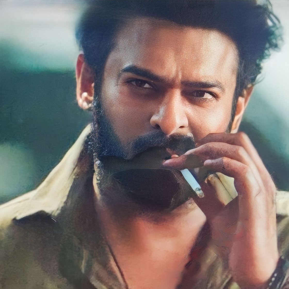 ChannyRebel2326's tweet photo. @RodRaisar @DevaraMovie Memes language lo cheppali ante #PrashanthNeel whole #Salaar movie ni Template ga ichesadu edits ga vaadukunna vallaki vaadukunnantha🔥
#Devara tho paatu #Salaar trend avutundi atluntadi mana Rebelodi fans tho 🤙 #PureMass 🥵
#Prabhas #SalaarCeaseFire #JrNTR #Devara #FearSong https://t.co/lTDpW80MyQ
