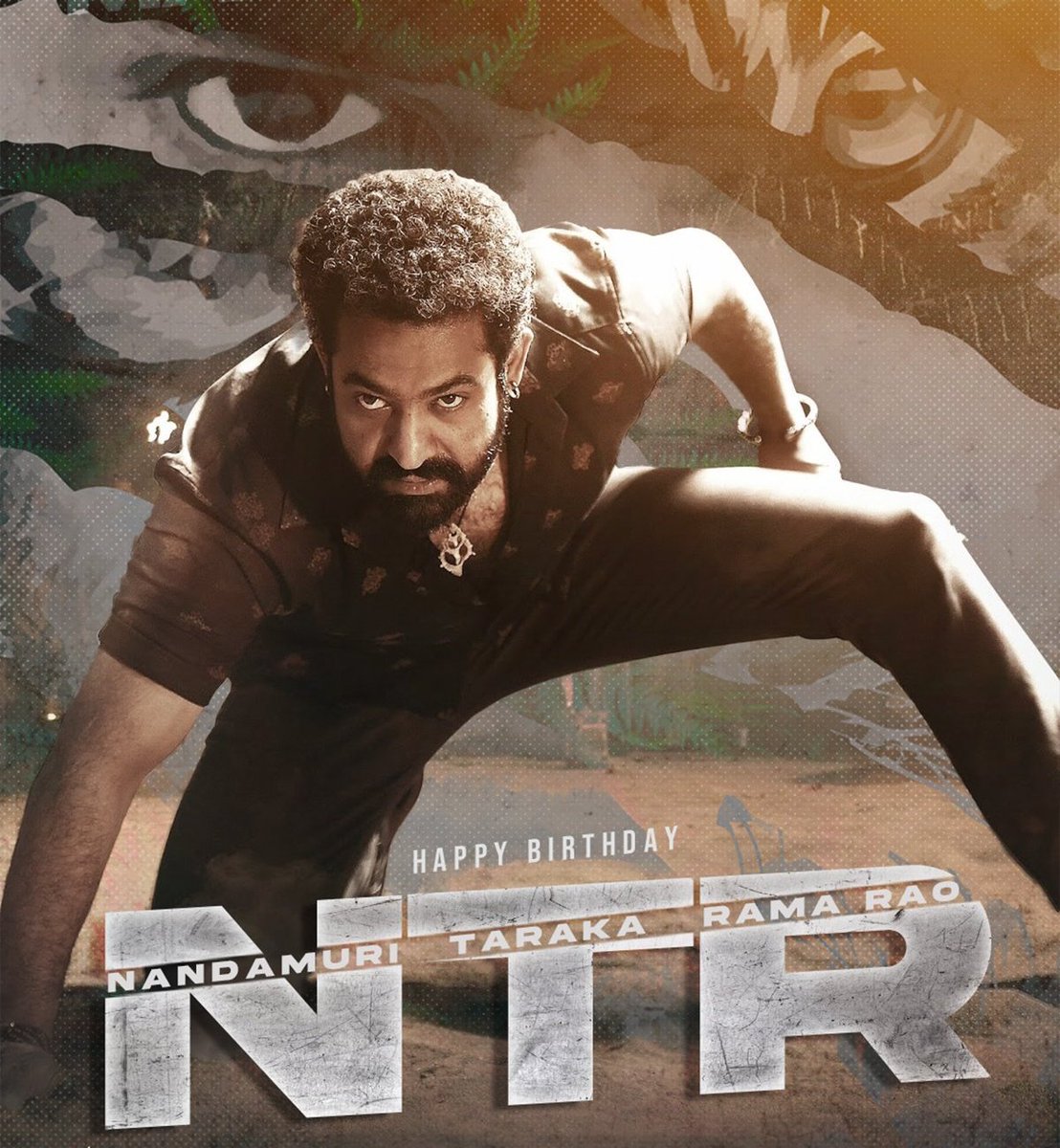 Surentr9999's tweet photo. Wishing the powerhouse of talent, the Man of Masses, @tarak9999 anna a very happy birthday. Keep inspiring us. ❤️
#HappyBirthdayNTR
#DEVARA 
#ManOfMasessNTR 
#YoungTigerNTR https://t.co/jr6CLXxxfc
