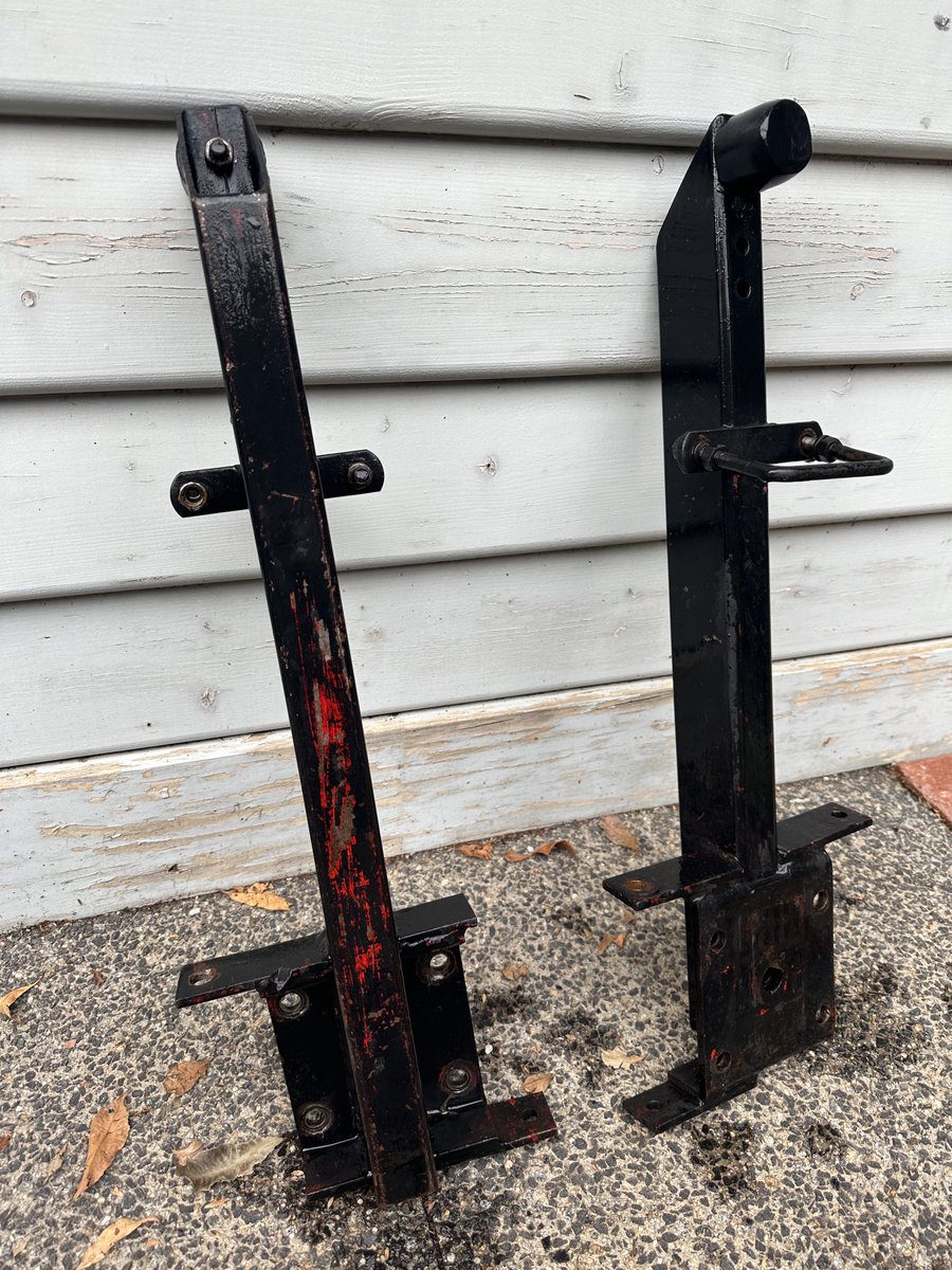 ScullyDamien's tweet photo. Spent some time this morning bring these Mr Gasket Super Traction Bars back to life. Ready for a coat of orange and new stickers. ๐ฅ๐ช #MrGasket #Day2 #TractionBars #Chevy https://t.co/A7BzSv4COG