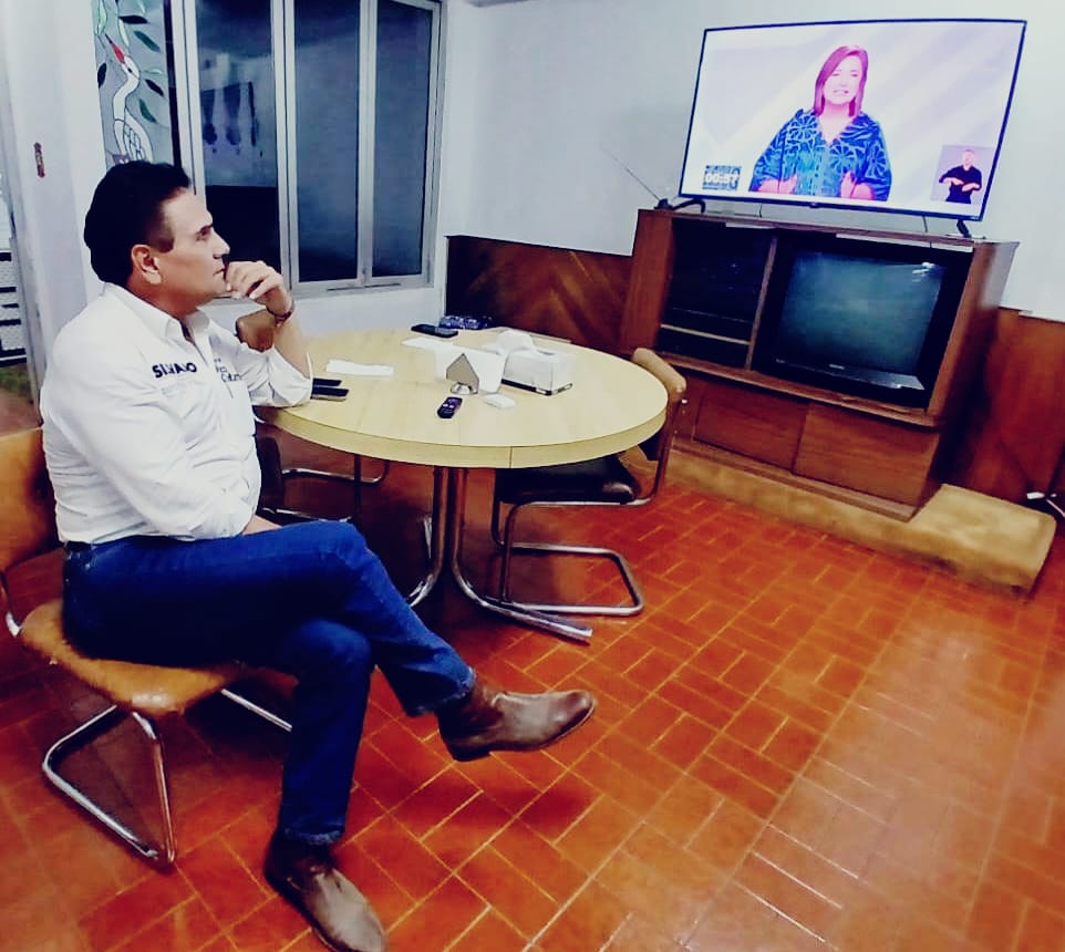 Silvano Aureoles (@silvano_a) on Twitter photo Superior <a href="/XochitlGalvez/">Xóchitl Gálvez Ruiz</a> en el debate, sus propuestas en seguridad, salud y política social son sólidas, será la primera presidenta de México.
Hoy gana la democracia y la ciudadanía. Las cosas ya van a cambiar. 💪🏻🩷🇲🇽
#XochitlYaGanó
#XochitlGálvezPresidenta Superior <a href="/XochitlGalvez/">Xóchitl Gálvez Ruiz</a> en el debate, sus propuestas en seguridad, salud y política social son sólidas, será la primera presidenta de México.
Hoy gana la democracia y la ciudadanía. Las cosas ya van a cambiar. 💪🏻🩷🇲🇽
#XochitlYaGanó
#XochitlGálvezPresidenta
