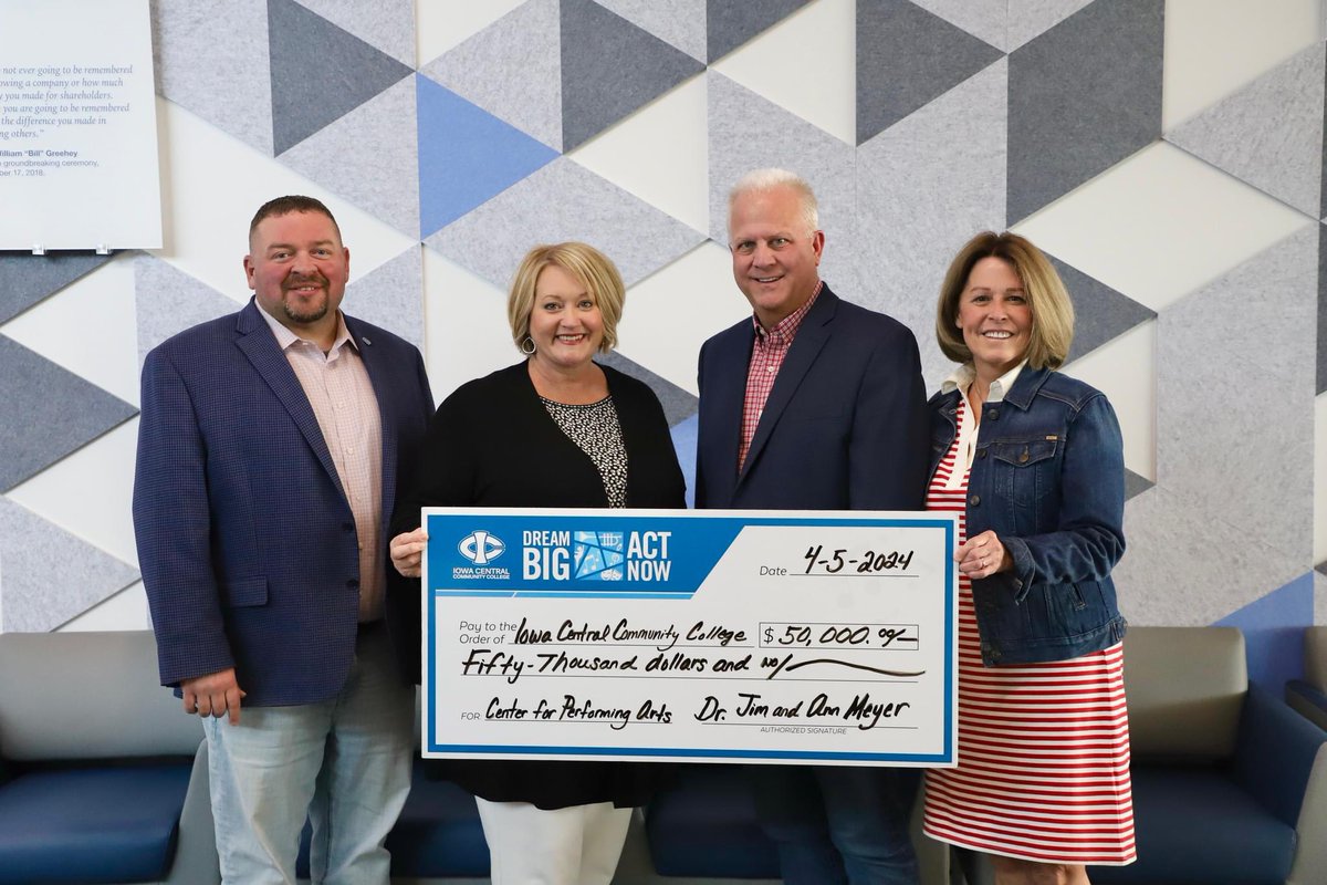 We've opened the doors to rave reviews, but still have many thanks to give! Tonight we spotlight Bill & Carol Thatcher (in memory of Dr. W.C. Thatcher) and Dr. Jim and Ann Meyer! Thanks for helping us bring our dream for the Center for Performing Arts to life! 👏🔱 #TritonNation