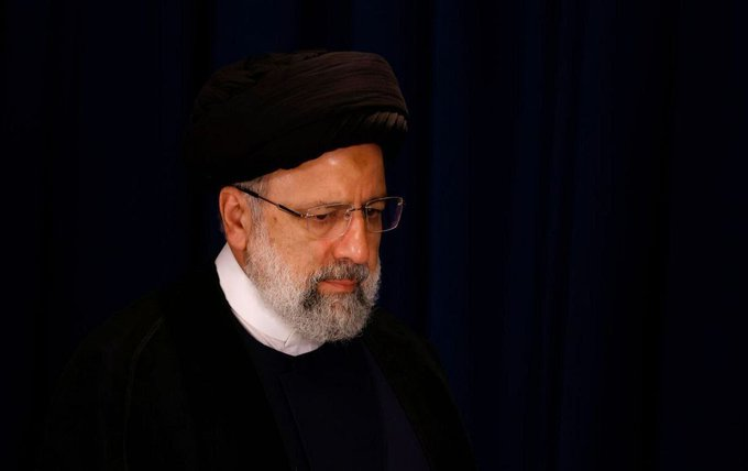 Urgent| Press coverage: The Executive Assistant to the Iranian President confirms the death of Iranian President Ebrahim Raisi in a helicopter crash. #Tehran #Iran @qudsn #Breaking إِنَّا ِلِلَّٰهِ وَإِنَّا إِلَيْهِ رَاجِعُونَ