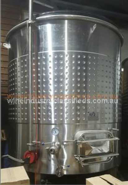 WineClassifieds's tweet photo. Winery Equiptment for sale
#HartandHunter #winery #wineries #winemaking #wine #wineindustry #WineEquipment #winemaker #cellar #winetanks #Fermenters
https://t.co/unn2SbMvK5 https://t.co/H2KPugJJrw