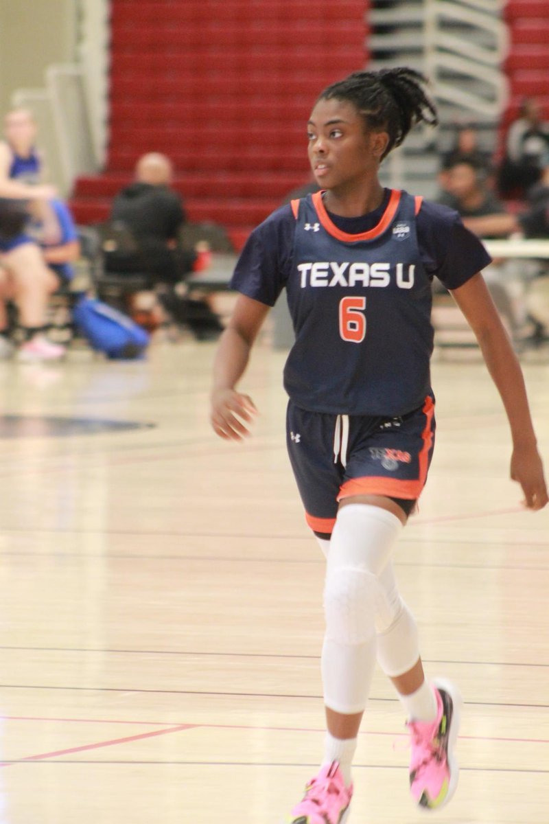 Kncrawf's tweet image. #RecruitThaU 
@TXUBasketball #TXUFam
TXU 15u GUAA 👀🖤🧡 
#TheMainEvent #GUAA