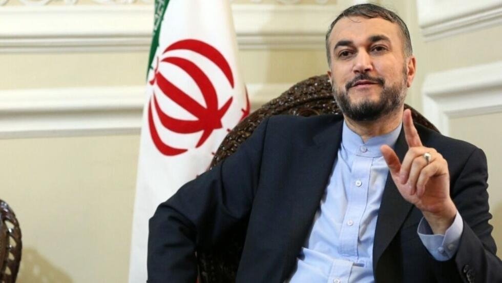 asedmahdiii's tweet photo. رجز می خوندی برای اسرائیل 
مقتدر بودی 
زبان دنیا بلد بودی 
همون وزیر امور خارجه ای که دوست داشتیم ببینیم 
همنشین امیرالمؤمنین باشی https://t.co/2xFp8yg2h5