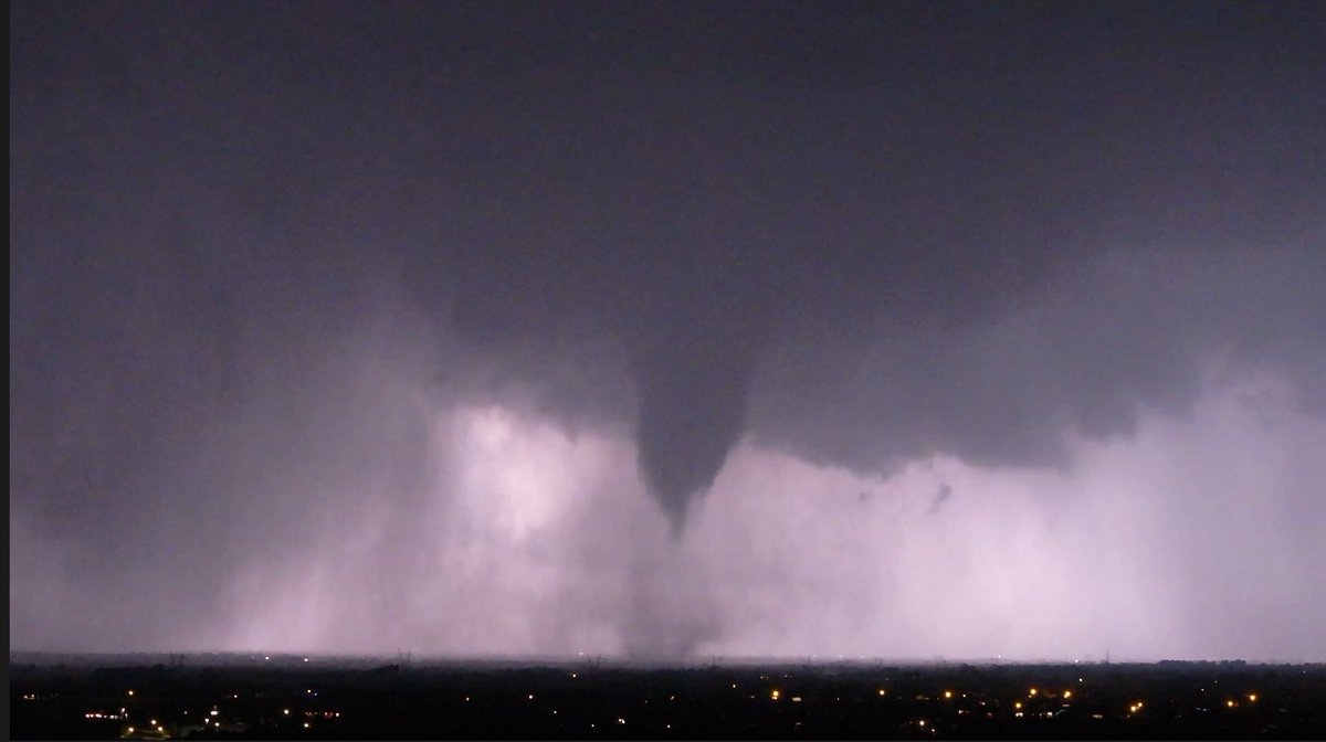 Drone image from @JordanHallWX of a damaging #tornado earlier on the west side of Oklahoma City. #okwx