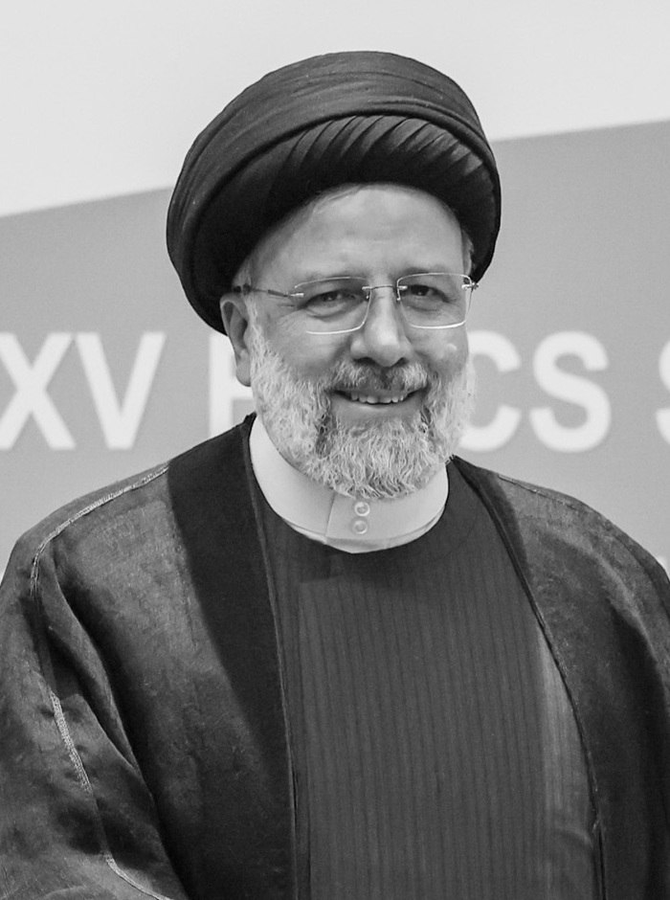 Life of late Iranian President #EbrahimRaisi Iranian President Raisi died when a helicopter carrying him & 3 other Iranian high-rank officials went down in the country's East #Azerbaijan province on May 19. He was 63 years old. x.com/SputnikInt/sta… #Iran Ebrahim Raisi