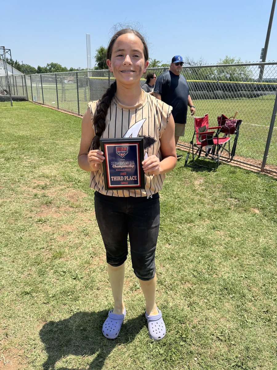 AngelAgraz1's tweet image. I am so so proud of my girl Hazlee. One day she’ll understand, but for now I’ll just keep living in the moment with her ♥️