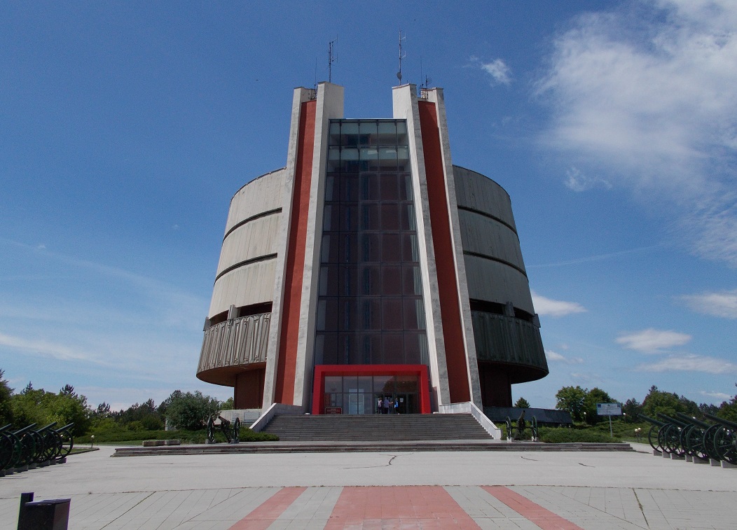 Panorama “The Epopee of Pleven, In Pleven, Bulgaria
mtlnk.net/j_%253A%252F%2… mtbrs.net/ps_471yy_DSCN4…