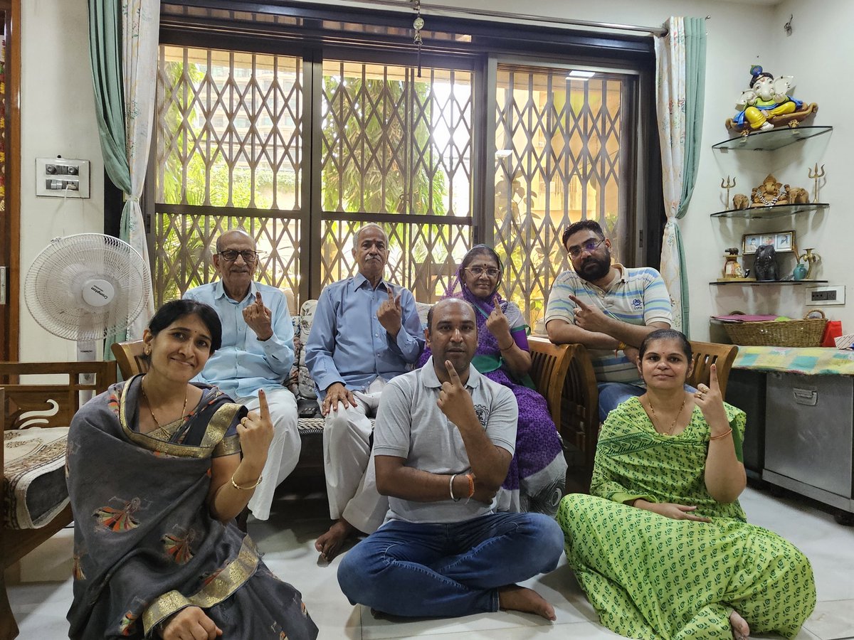 sudipmh's tweet photo. @abplive our voate for our country Indani Family Thane https://t.co/E7d4a8SrIW