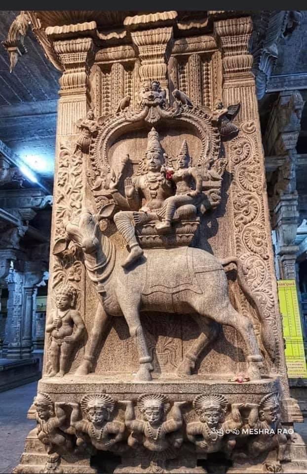 If only We knew how They did it. An Epitome of craftsmanship on one of the hardest rock! And that too 1800 years ago! Just imagine Friends, the kind of skill & devotion our ancestors had in that times. The Jambukeswarar Temple in Tiruchirapalli, Tamil Nadu was built by